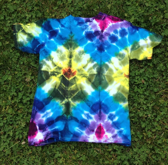 Camisas teñidas de colores hotsell