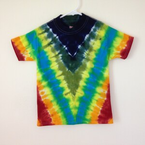 Tie Dye Tee Shirt for boys or girls hand dyed in primary rainbow colors Toddler Size XS (2T-4T)