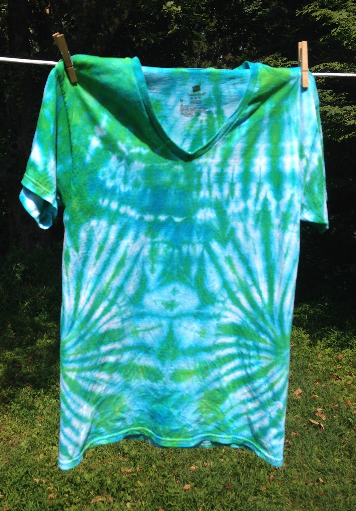 turquoise tie dye shirt