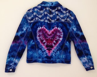 Tie Dye Jean Jacket with Ice Dyed Heart on back Festival Rock Concert Denim Trucker Jacket size XS hippie love child style