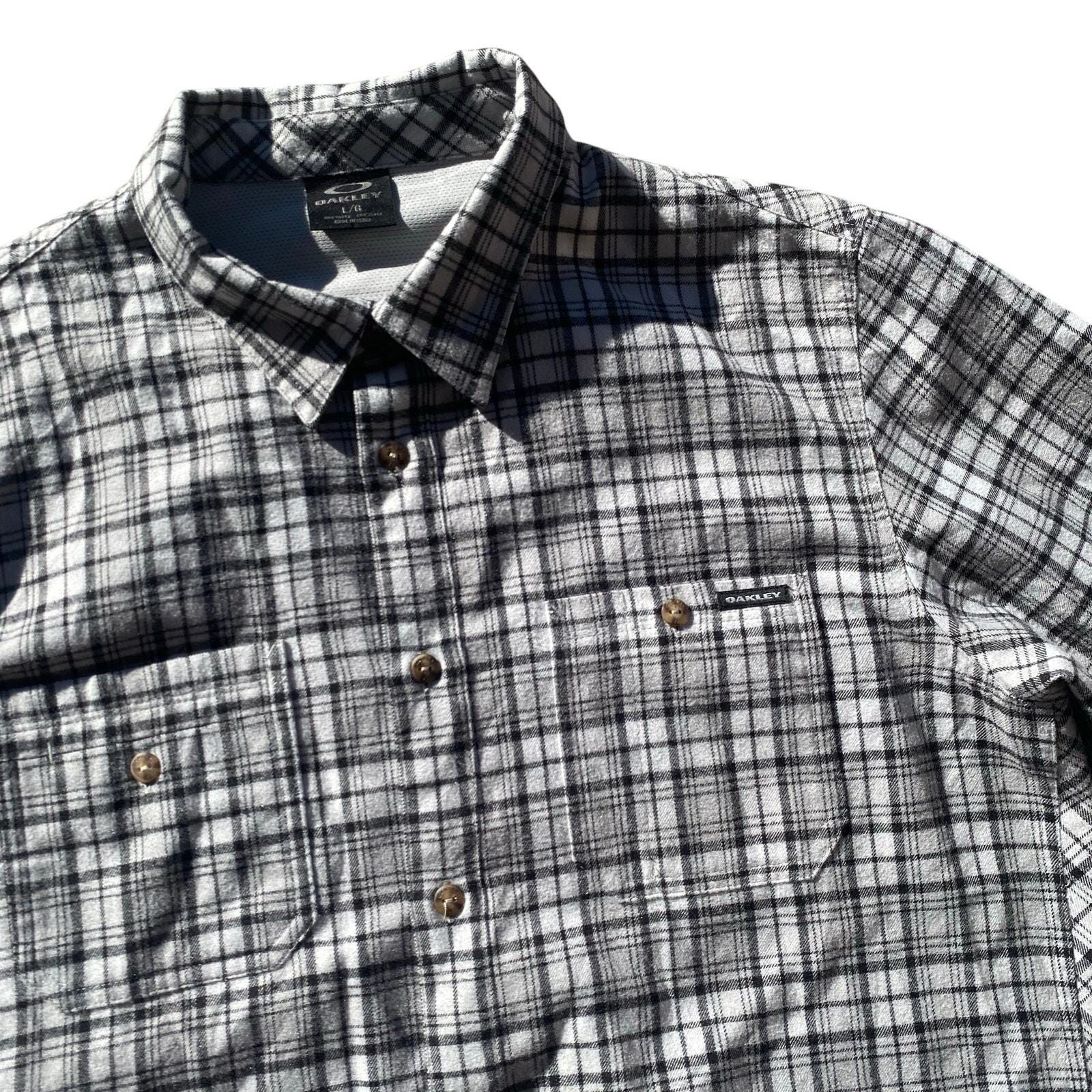 oakley dress shirts Amazon.com: Oakley Sand Camo Woven Shirt : Clothing, Shoes & Jewelry