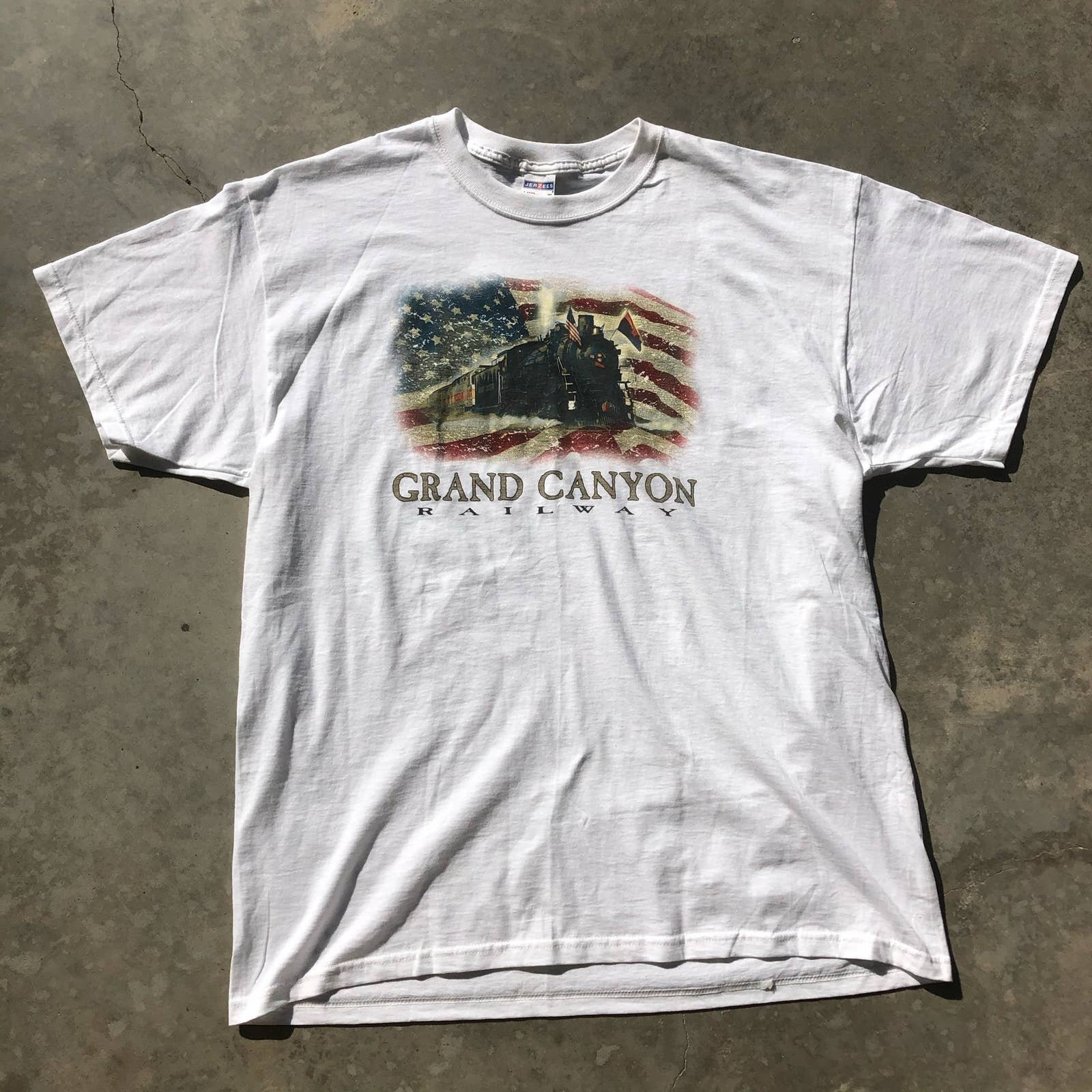 Vintage Graphic Tee 90s Mens Tshirt Grand Canyon Railway Cotton
