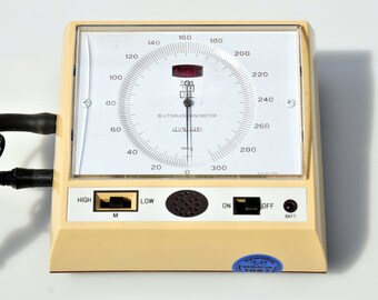 Blood pressure monitor/meter electro-mechanical; Sphygmomanometer