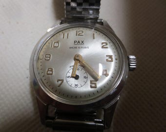 Vieille montre mécanique française PAX 1990