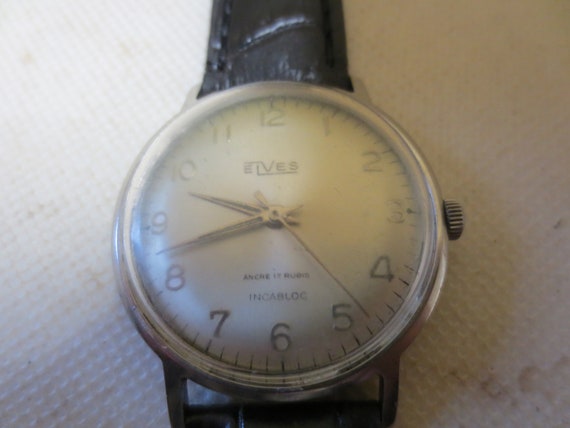 Elves 70’s French Vintage Ladies Watch. Vintage Watch Elves Oversized 45mm case Handwinding | eBay main image 2
