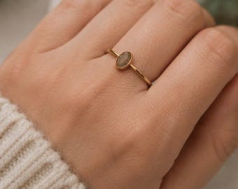 Oval Cremation Ring | Memorial Ash Ring | Sterling Silver or Gold Filled Ring | Handmade Memorial Jewelry | Sympathy Gift | Seeded Hope