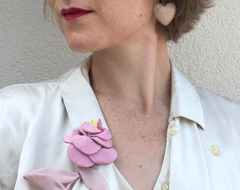 Rose inspired floral brooch