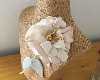 Jewelry textile brooch flower inspired by pink fashion accessory