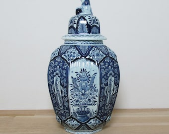 PETRUS REGOUT & Co Royal Sphinx - Late 1800s - DELFT Blue and white Vase / Jar with Lid - 27 cm / 10.6 inch - Antique Dutch Delftware