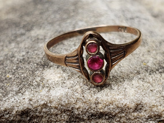 Synthetic ruby ring store