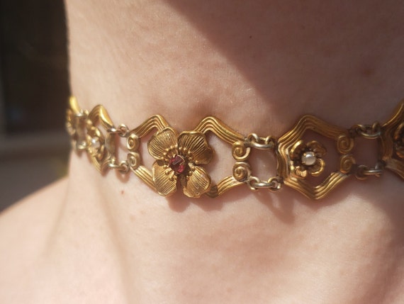 Art Nouveau Chocker Necklace