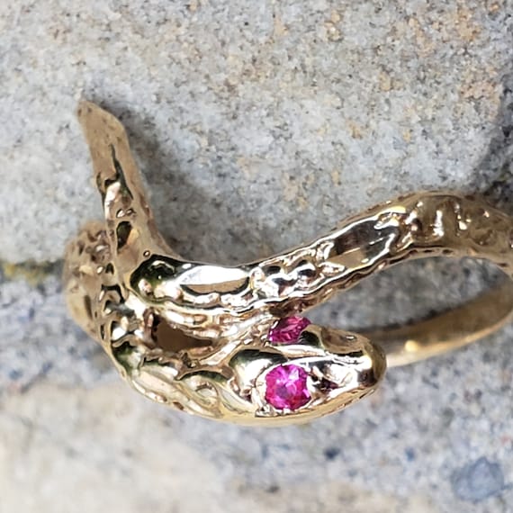 Snake Ring / Serpent Ring / Synthetic Ruby Snake … - image 4