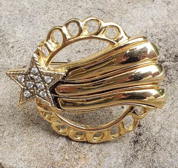Patriotic brooches clearance
