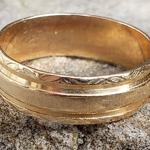 Wide Yellow Gold Band / Stacking Band / Wedding Band / Engraved Wide Band