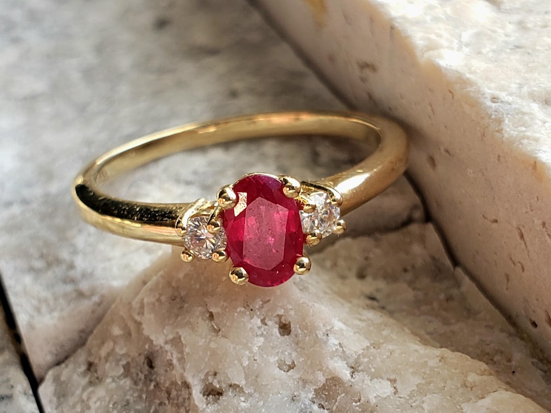Ruby Engagement Ring / July Birthstone Ring / Ruby and Diamond Ring - Etsy