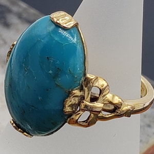 Vintage Turquoise Ring / Gold and Blue Turquoise Ring / Natural Un-Dyed Blue Turquoise