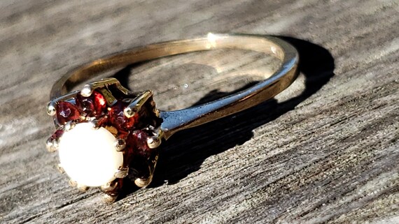 Vintage Garnet and Opal Ring / Natural White Opal… - image 9