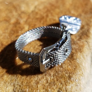 Belt Ring / Buckle Ring with Heart / Costume Jewellery