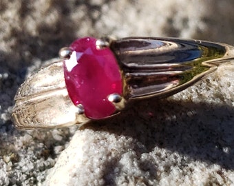 Ruby Ring / Ruby Solitaire Ring / July Birthstone Ring / Red Ruby Ring
