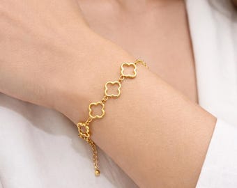 繊細なクローバーブレスレット、925スターリングシルバー、ミニマルな四つ葉のクローバーリンクブレスレット（女性用）、調節可能な幸運のお守りブレスレット