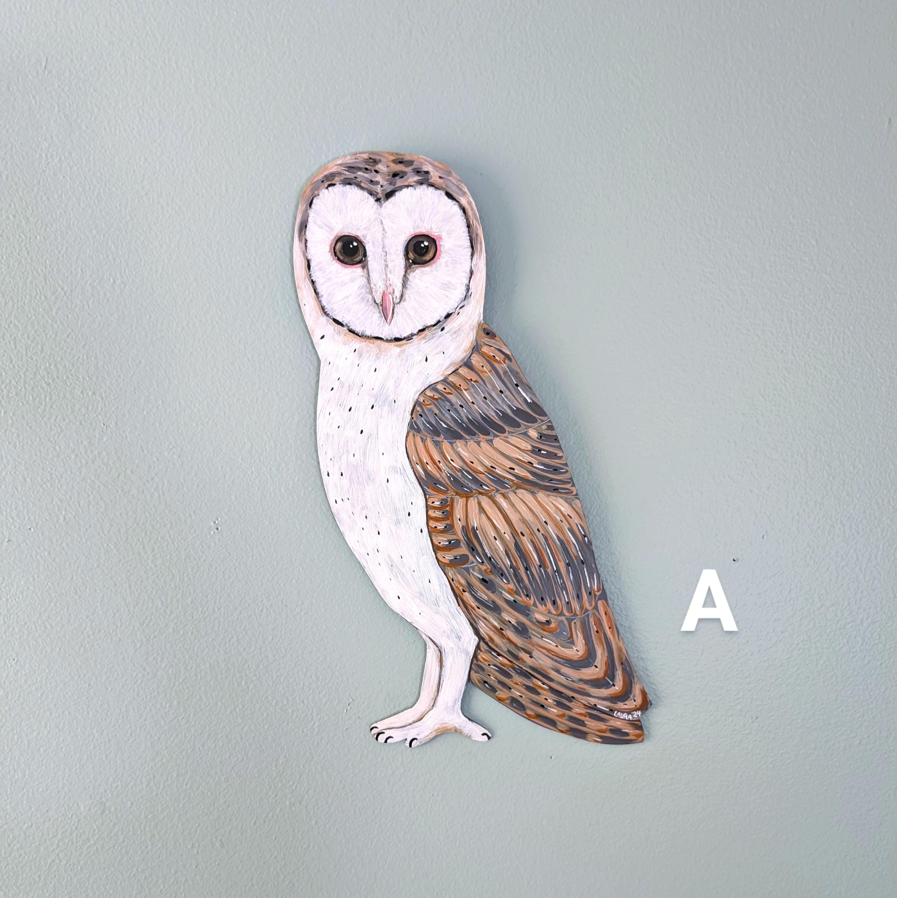 置物 59. The magnificent barn owl hand-painte Hand Painted Barn Owl Wall Art: Metal Woodland Decor - Etsy