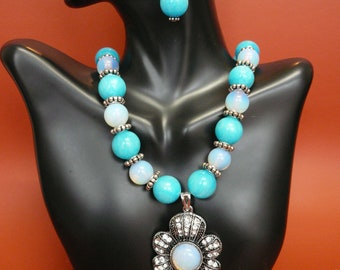 Blue Beaded necklace with Pendant