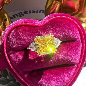 Anniversary Ring Vivid Yellow Engagement Ring Simulated Diamond Ring Cushion 10x10mm Exquisite Jewelry Vintage ART DECO Ring S925 with 18KGP