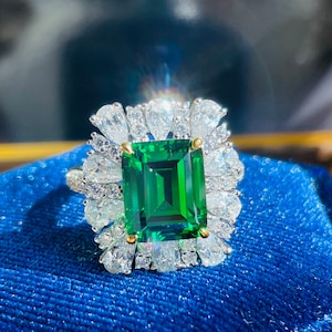 10ct Emerald Halo Ring Exquisite Jewelry Vintage style ART DECO design Ring 925silver with 18KGP May Birthstone