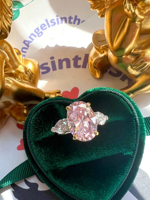 10ct Diamond Ring Classic Three-stone Oval 10x14 Mm Violet