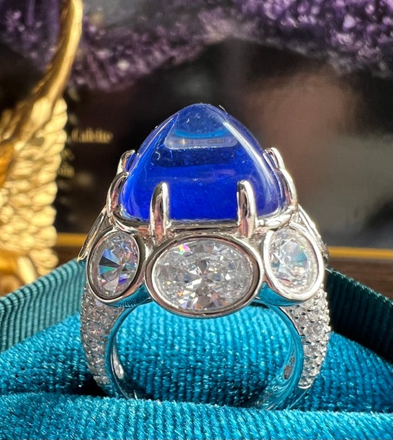 Anillo de halo de zafiro simulado con corte de pan de azucar Joyeria exquisita Estilo vintage Diseno ART DECO Anillo de plata 925 con 18KGP Sept Birthstone Etsy Espana