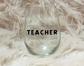 Teacher Wine Glass, Gift for Teacher, Personalized Teacher Wine Glass, I'm a Teacher What's Your Superpower? , Teacher Appreciation Gift