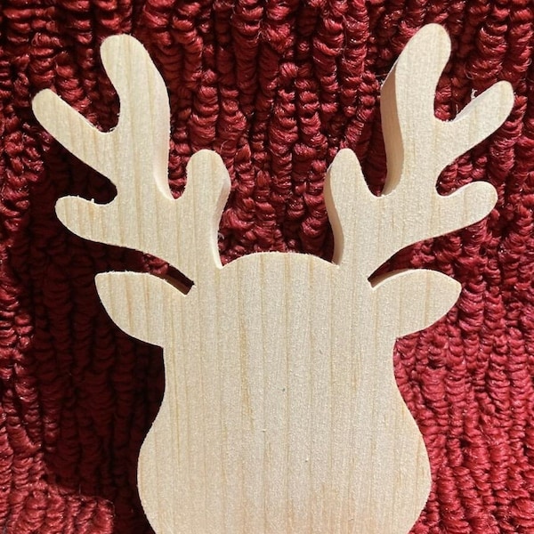 wood moose head, 4 3/4" tall, 4" wide, 3/4" thick