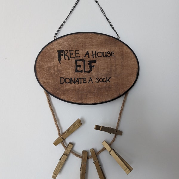 Free a House Elf - Donate a Sock: Wooden poster