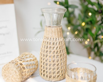 Bistro Carafes, Seagrass-Wrapped Pitcher, Round Juice Jug, Handmade Pitcher Woven Seagrass Wrapped Glassware Housewarming gift, Party Decor