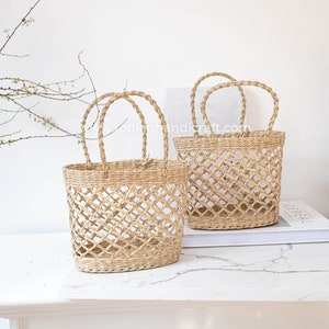 Kid&#39;s Woven bag with handle, Kid&#39;s Wicker beach basket,Straw Bag for Kids, beach bag, travel straw bag, picnic basket, Holder Nursery gift