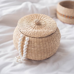 Basket with lid, Braided woven weaving Natural Round ball Jar Holder, natural weave wicker seagrass container, Vintage Jar Bathroom/ Kitchen