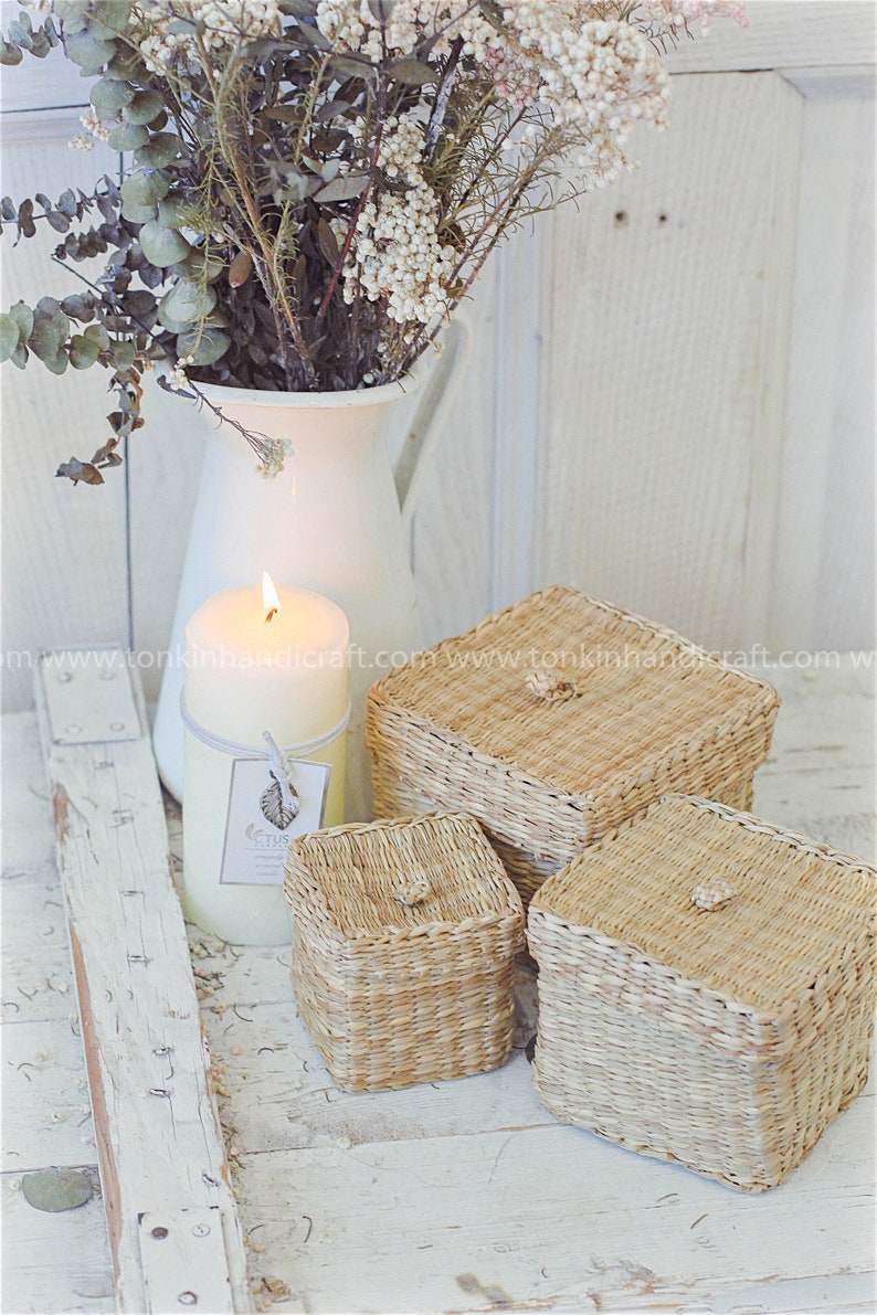 Set of 3 Braided Handwoven Natural Oval/Square Holder basket with lid,natural weave wicker seagrass container,Vintage Jar Bathroom/ Kitchen image 4