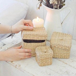 Set of 3 Braided Handwoven Natural Oval/Square Holder basket with lid,natural weave wicker seagrass container,Vintage Jar Bathroom/ Kitchen image 8