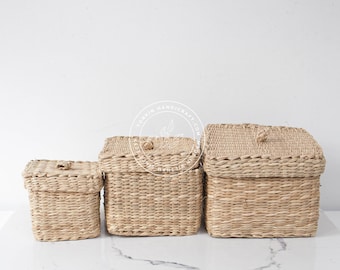 Lot de 3 paniers ovales/carrés naturels tressés à la main avec couvercle, récipient en jonc de mer en osier tressé naturel, pot vintage salle de bain/cuisine