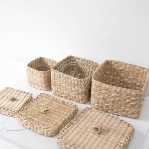 Set of 3 Braided Handwoven Natural Oval/Square Holder basket with lid,natural weave wicker seagrass container,Vintage Jar Bathroom/ Kitchen image 3