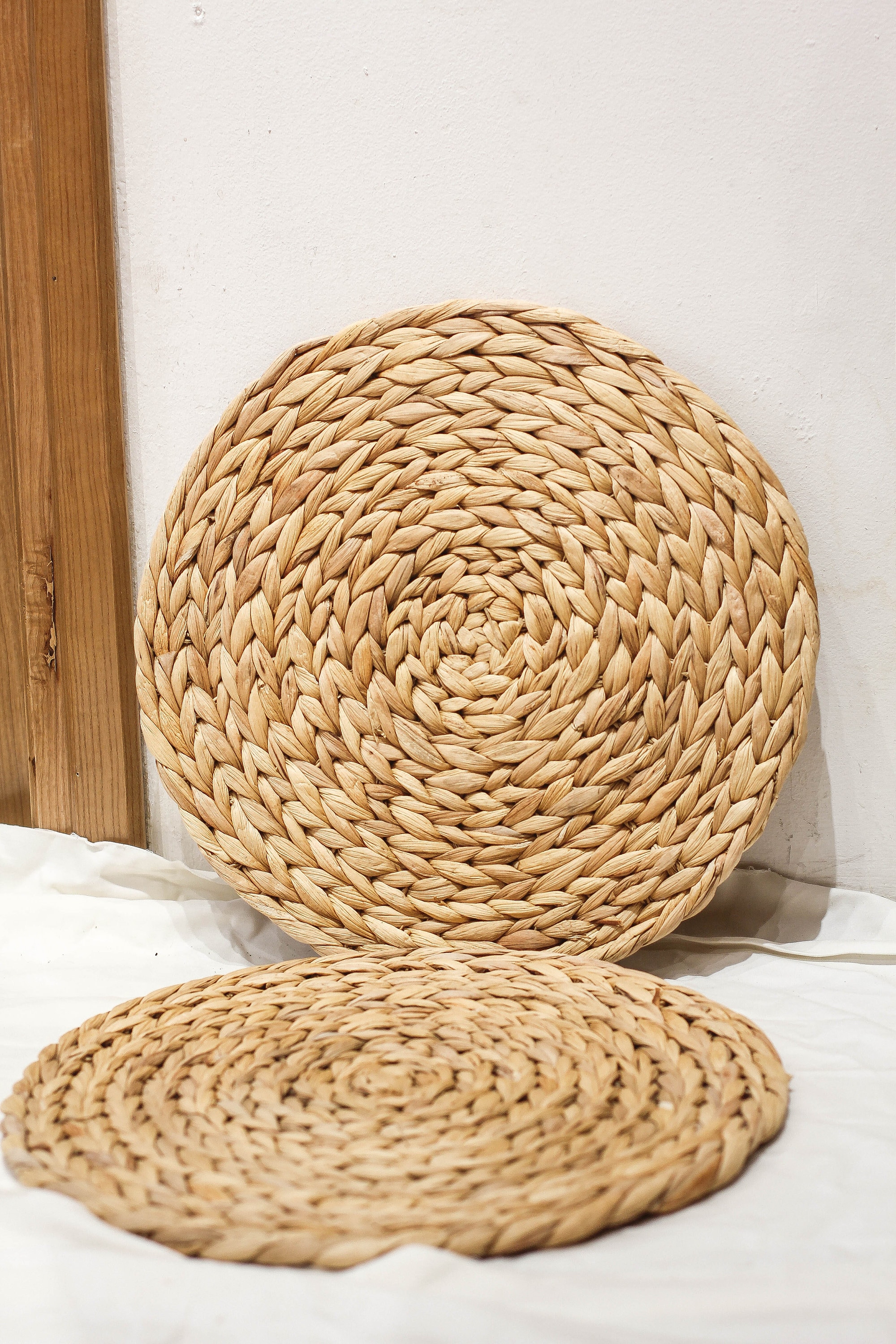 Set of 2 Placemats Round Wicker Placemat Woven Table Pads Etsy
