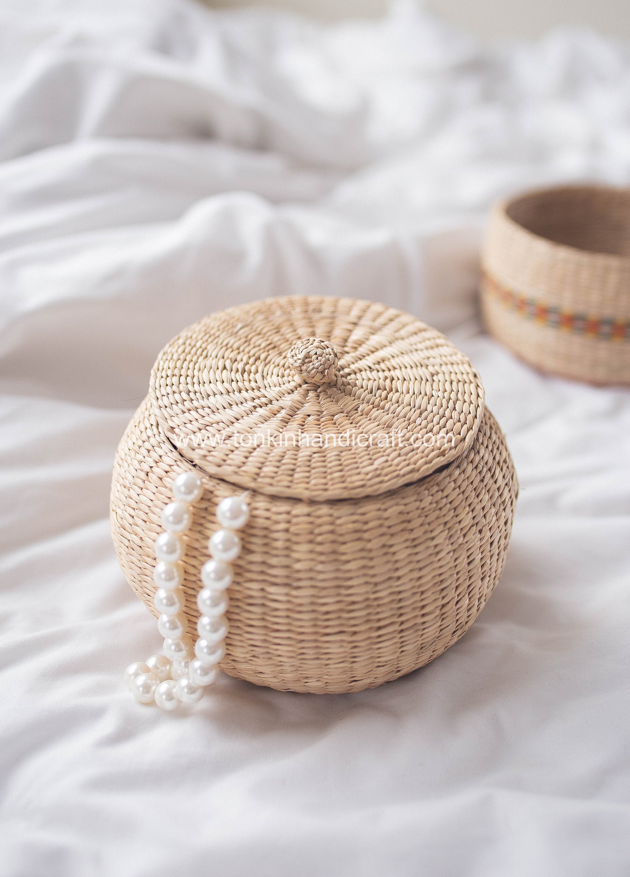Basket With Lid Braided Woven Weaving Natural Round Ball Jar