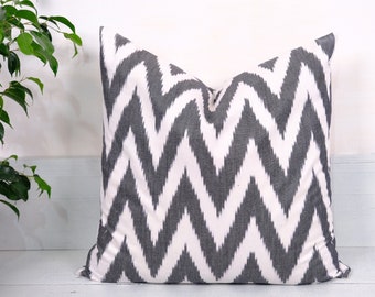 Black White Cotton Fabric, Chevron Ikat Fabric, Organic Cotton Chevron Pattern Throw Pillow Cover, Decorative Pillow Cover, Ikat Pillowcases