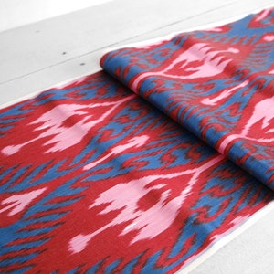 ikat stof per meter meubelstof rood handgeweven stof handgeweven materiaal zijde kleding ikat stof rood blauw ikat stof voor kleermakerij