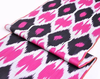 Tela de algodón ikat rosa, tela de tapicería tejida a mano y cortada a medida.