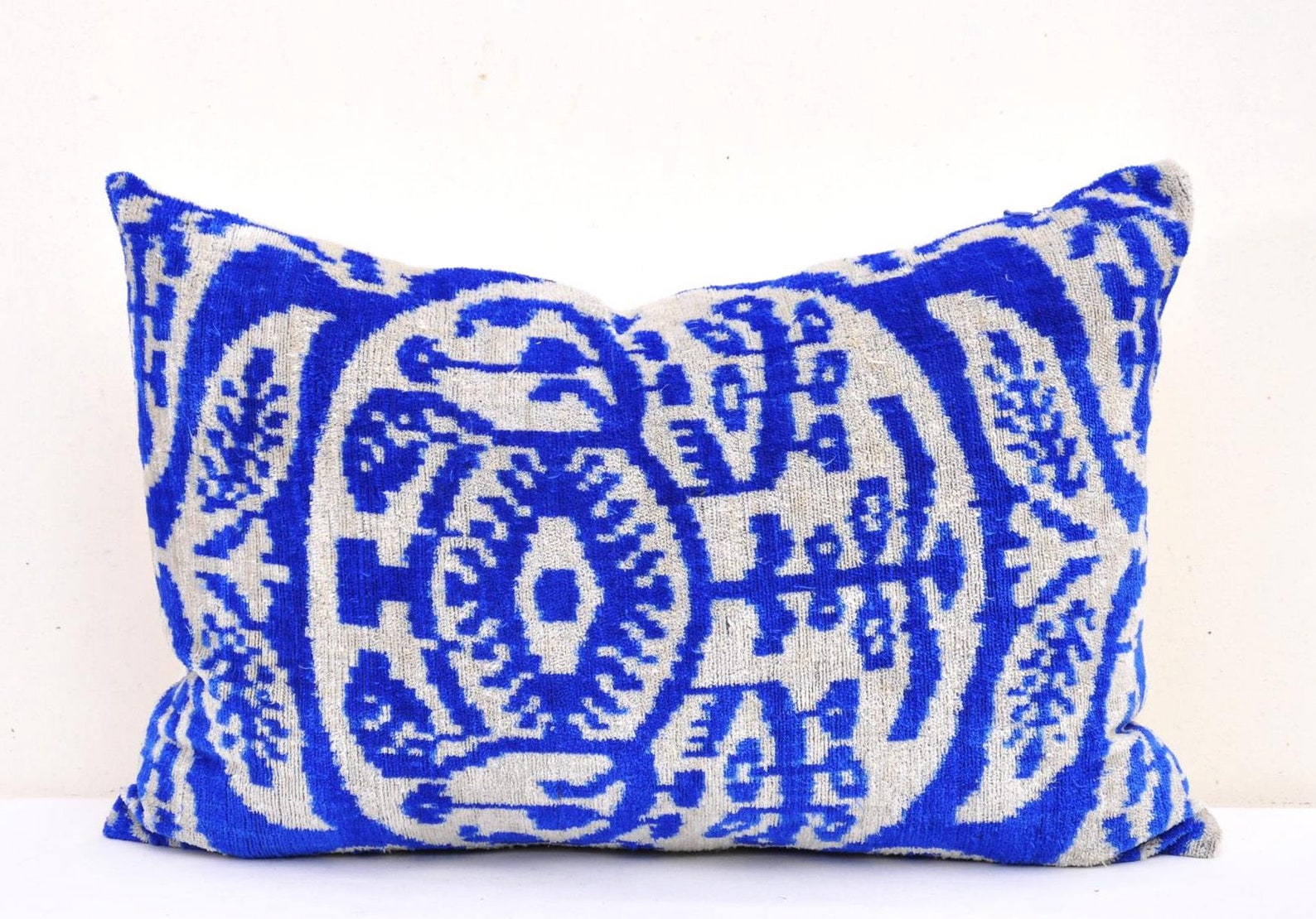 Java Bliss Ikat Pillow main image 1