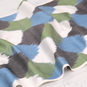Ikat Tejido a mano Seda Algodón Tela Acolchado Diseñador Tela Seda Vestido Tela Tela Metro Algodón Tela Pequeñas Empresas Textiles Mujeres Apoyo