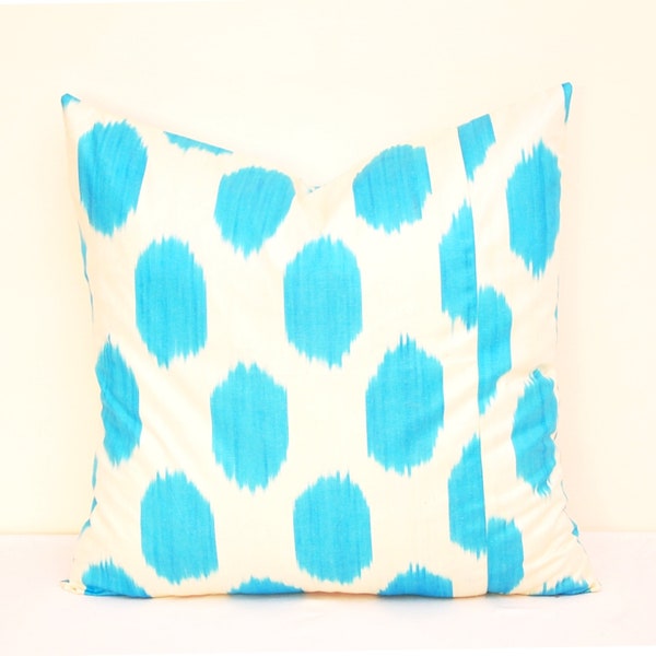 Oreiller ikat en coton à pois bleus, coussin Ikat, oreiller ikat en coton, oreiller ikat bleu, oreiller ikat bon marché, oreiller ikat en gros, coussin ikat