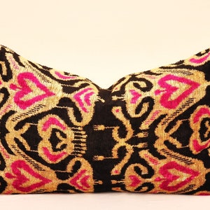Alo Bakhmal velvet pillow, Handwoven velvet ikat pillow, Velvet cushion cover, Velvet throw pillow, Velvet pillow, Decorative velvet pillow