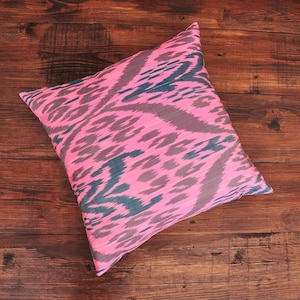 Pink decorative ikat pillow, Throw ikat pillow, Designer ikat pillow, Accent pillowcase, Handmade pillow, Sofa pillowcase, Home decor pillow